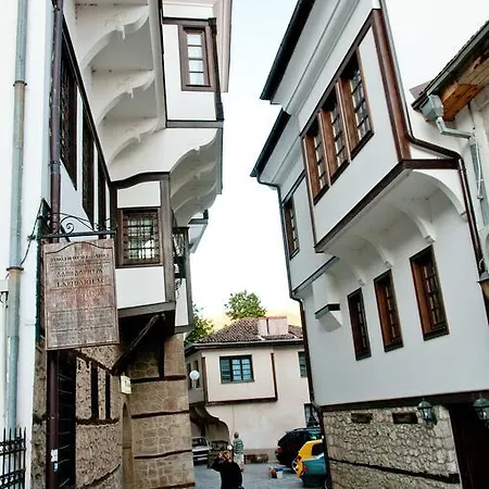 Saray فندق مبيت وإفطار 2*